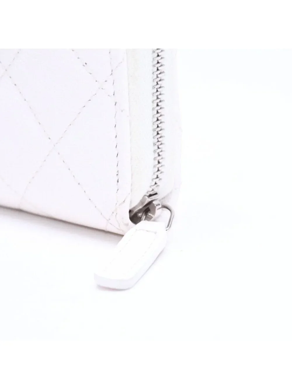 Chanel Classic Coin Purse Stand CC Logo Caviar Leather White Silver